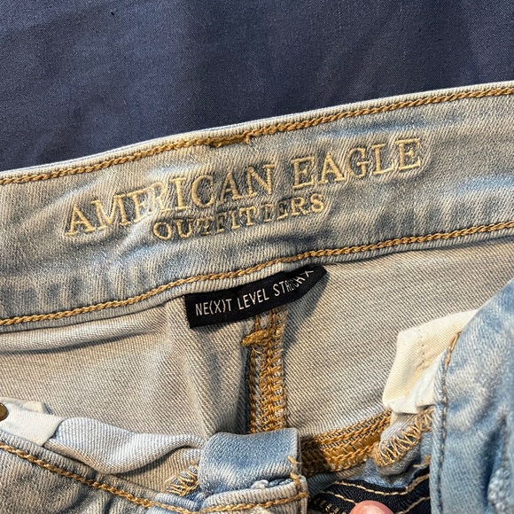American Eagle Shorts - Picture 2 of 4